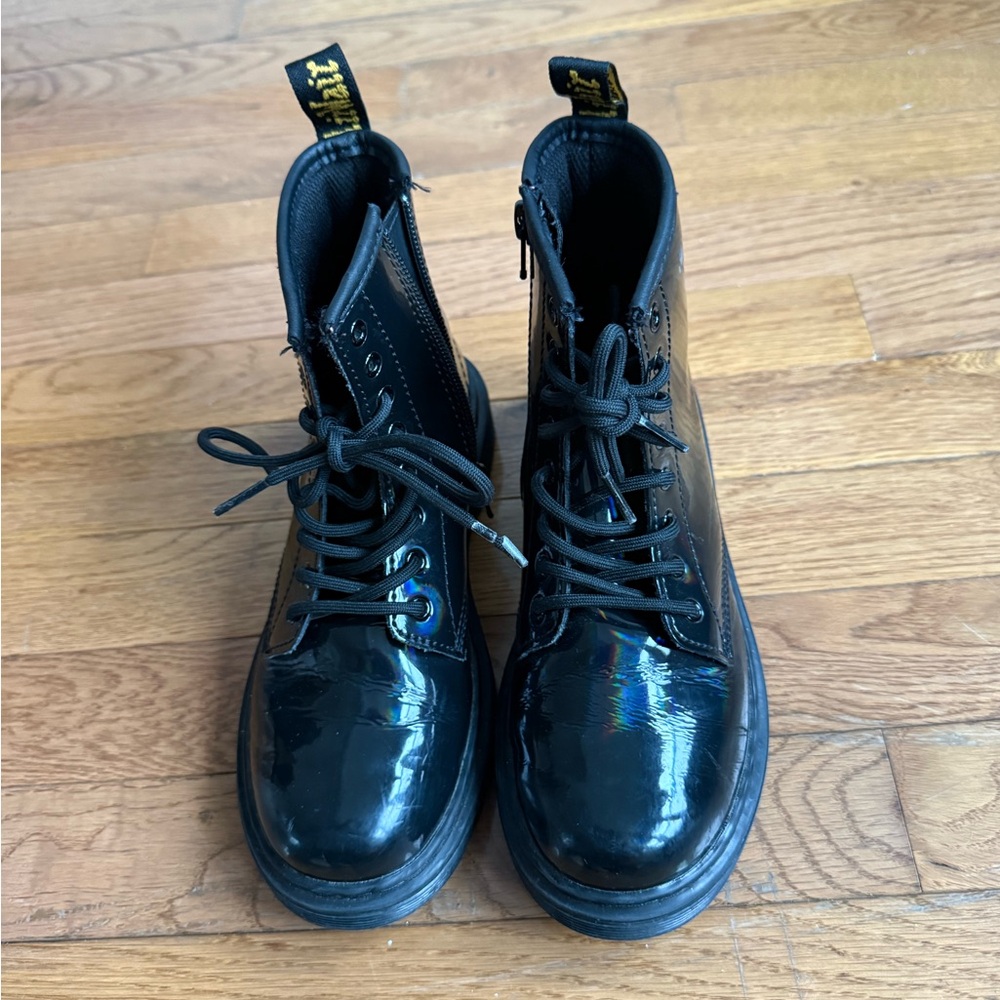 Dr. Martens Junior 1460 Rainbow Patent Leather Sz 3